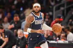 板凳匪幫克里斯蒂、威廉姆斯和哈迪合計(jì)28中16，合砍48分