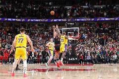 基迪今日后場超遠命中率50%完成生涯第二次關鍵絕殺