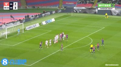 可惜！費(fèi)蘭-托雷斯任意球直接攻門擊中橫梁！險些梅開二度