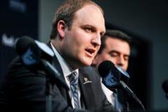 詹金斯六載主帥之路：面容變遷見證歲月痕跡