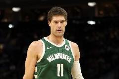 大洛僅出手5次，里弗斯：需多轉(zhuǎn)移球創(chuàng)造空位機(jī)會(huì)