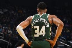 字母哥空砍30分9板7助，17中11無(wú)力回天