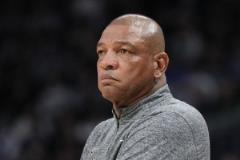 里弗斯：失誤與籃板保護不足導致輸給尼克斯