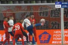 澤卡倚人勾射破門，泰山再扳一球2-3落后梅州