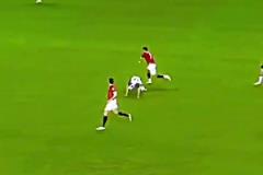 完美六邊形戰(zhàn)士！23歲的C羅沖擊力真是太勁爆了！