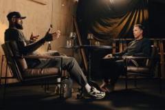 詹姆斯調(diào)侃名記：失誤片段不會進播客，球場大腦仍屬騎士