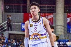 廖三寧全能表現(xiàn)亮眼 9投4中三分5中3砍下12分2板8助攻