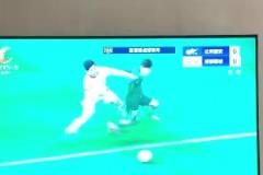 成都女球迷：馬寧瓜娃子！這種也可以判點球？