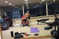 薩拉赫曬健身房自拍展現(xiàn)肌肉線條引關(guān)注