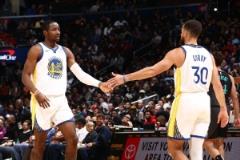 庫里：庫明加突破是關(guān)鍵武器，我們需為他爭取更多防守關(guān)注