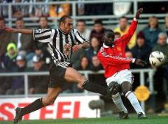 安迪-科爾：曼聯(lián)隊(duì)史四位終極傳奇人物是查爾頓、貝斯特、勞和基恩