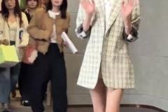 尤文球迷心中的女神，美女演員陳都靈這大長(zhǎng)腿