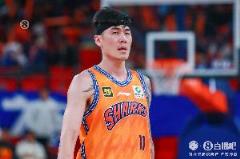 劉錚效率驚人 11投9中砍下21分4籃板三分5中3