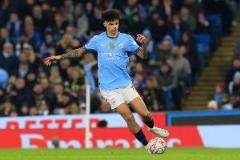 曼城拒絕切爾西多份報(bào)價(jià)，羅馬諾：奧賴?yán)虺赊D(zhuǎn)會(huì)市場焦點(diǎn)