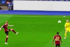 心有靈犀一點(diǎn)通！德布勞內(nèi)傳的漂亮，盧卡庫打的更漂亮！