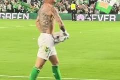 貝蒂斯塞維利亞德比取勝！安東尼賽后脫衣怒吼慶祝！