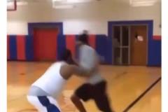 名場面！KD：你這樣顯得我很呆！