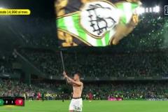 這是暗示？英格蘭成人女星在法國球迷面前掰斷法棍