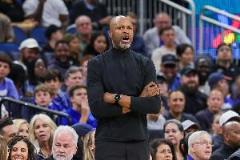 莫斯利：我們創(chuàng)造了進(jìn)攻機(jī)會但錯失空位投籃，決勝階段出現(xiàn)失誤