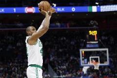 老驥伏櫪！38歲霍福德替補(bǔ)爆發(fā)25分 比肩喬丹、雷-阿倫、馬努等傳奇