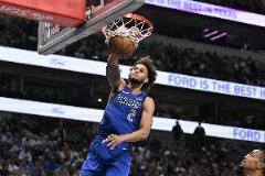 基德：萊夫利進步顯著 樂觀預(yù)期本周復(fù)出