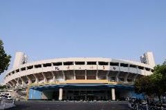 高效！周傳雄演唱會(huì)后35小時(shí)黃龍?bào)w育中心變身比賽場(chǎng)地