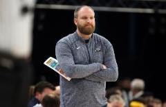 美記：波波可能專注于健康，詹金斯或成馬刺主帥候選人