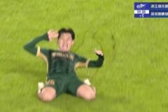 童磊傳射建功！27歲球員首球激情滑跪慶祝