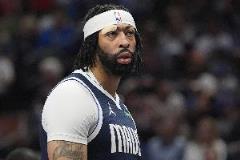 白玉柱折斷！濃眉帶傷絕殺拋投制勝干擾30分鐘砍34分15板5帽