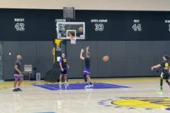 顫抖吧！克萊伯已經(jīng)參加投籃訓(xùn)練 完全體湖人要來了