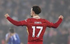 柯蒂斯-瓊斯：無(wú)論擔(dān)任10號(hào)位、8號(hào)位還是后衛(wèi)，我都將全力以赴