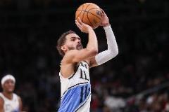 特雷-楊上半場高效表現(xiàn) 全場25分12助引領(lǐng)球隊逆轉(zhuǎn)