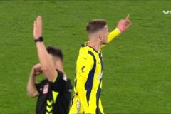 費(fèi)內(nèi)巴切扳回一城！塔利斯卡橫傳希曼斯基鏟射破門！