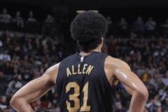 全明星級表現(xiàn)！賈勒特-阿倫11投10中高效砍下21分8籃板1助攻1封蓋