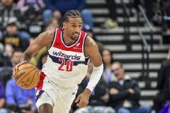 薩爾全場夢游：16次出手僅得10分6板6助 三分5投0中