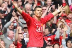 曼聯(lián)預(yù)熱曼市德比 發(fā)布C羅、坎通納等球員德比戰(zhàn)舊照