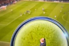 薩爾進(jìn)球被吹，澳波捂耳手勢引爭議