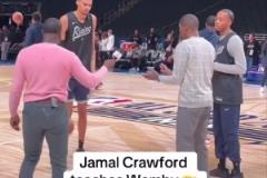 2米26玩這個？名場面：克勞福德指導文班亞馬花式動作！