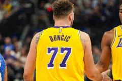 獨(dú)行俠死忠：東契奇為湖人效力讓我既悲傷又惡心