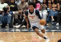 卡林頓爆發(fā)18中12砍32分9板7助三分10中7