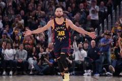 庫里：保持現(xiàn)有狀態(tài)，用任何方式取勝