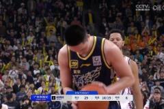 今天血C了一整場！胡明軒最后時刻站上罰球線，廣東主場MVP響徹球館