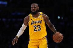 LBJ缺陣，鵜鶘少6主力仍砍27分，33分鐘表現(xiàn)引熱議