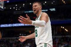 背刺好兄弟！杰倫-布朗：波津已經(jīng)夠丑了，縫針不會(huì)讓他變得更丑