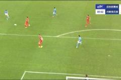 楊一鳴禁區(qū)外世界波破門，深圳仍1-3落后河南