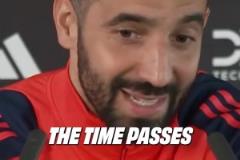 開個(gè)玩笑！阿莫林祝福德布勞內(nèi)：他站在了曼徹斯特錯(cuò)誤的一邊！