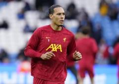 范迪克：未來幾周將有消息，目前我并未感到恐慌