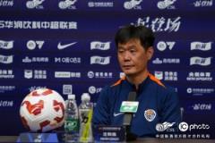 李霄鵬贊玉昆前幾場(chǎng)表現(xiàn)出色，明天將全力以赴