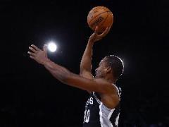 功虧一簣！哈里森-巴恩斯關(guān)鍵投籃不中，全場14中7砍下23分