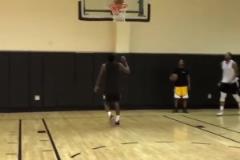 名人堂級(jí)別！安東尼打球永遠(yuǎn)那么絲滑！